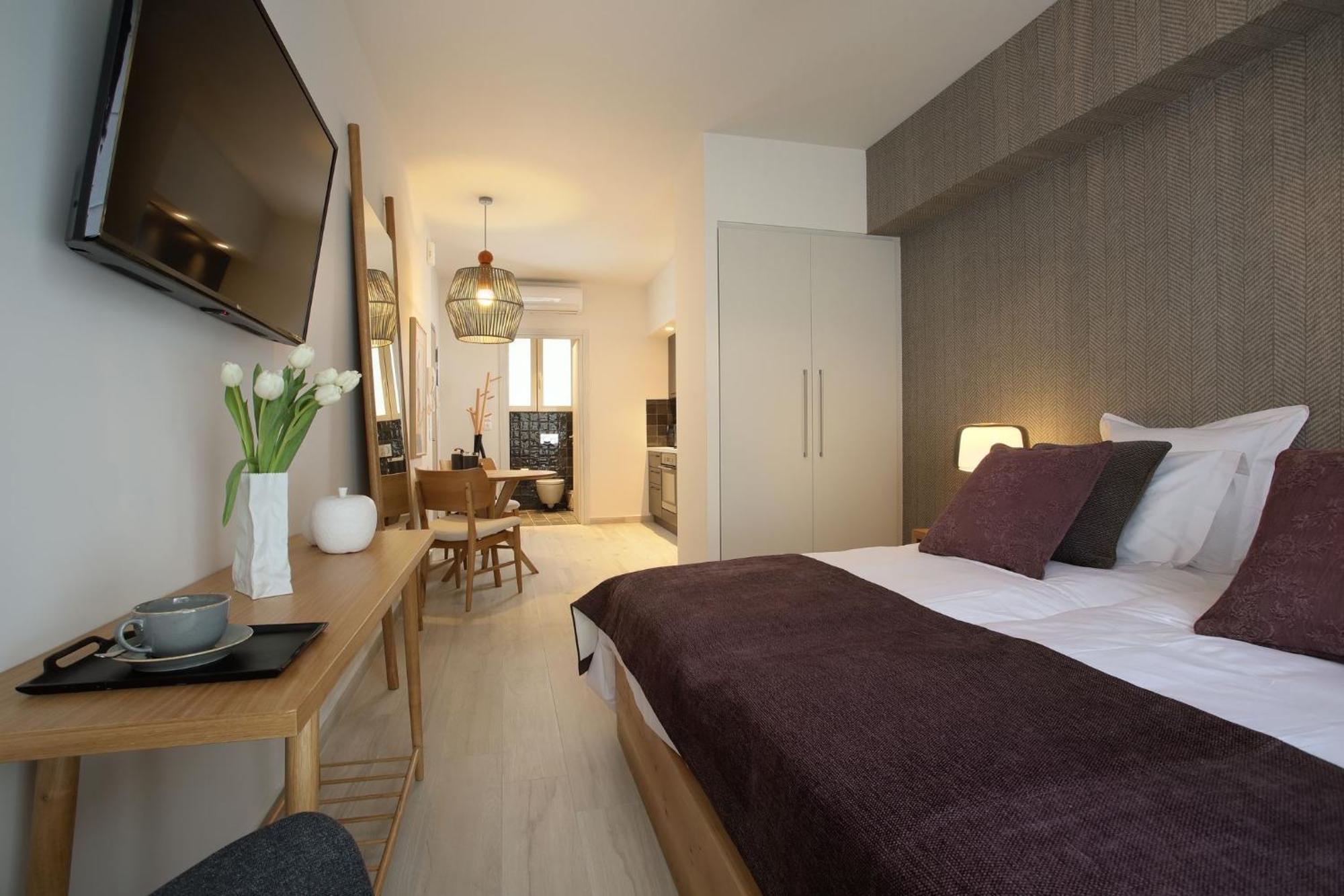 Happiness Luxury Central Apartment เอเธนส์ ภายนอก รูปภาพ